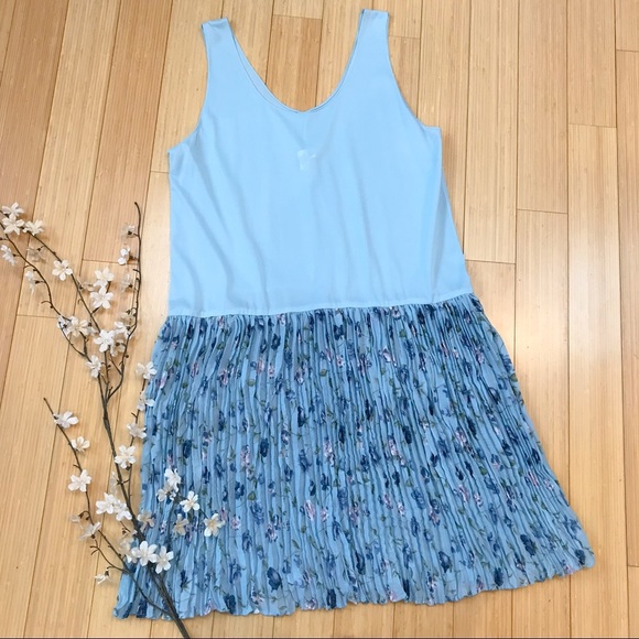 Dresses & Skirts - Floral accordion skirt dress, 16 petite.